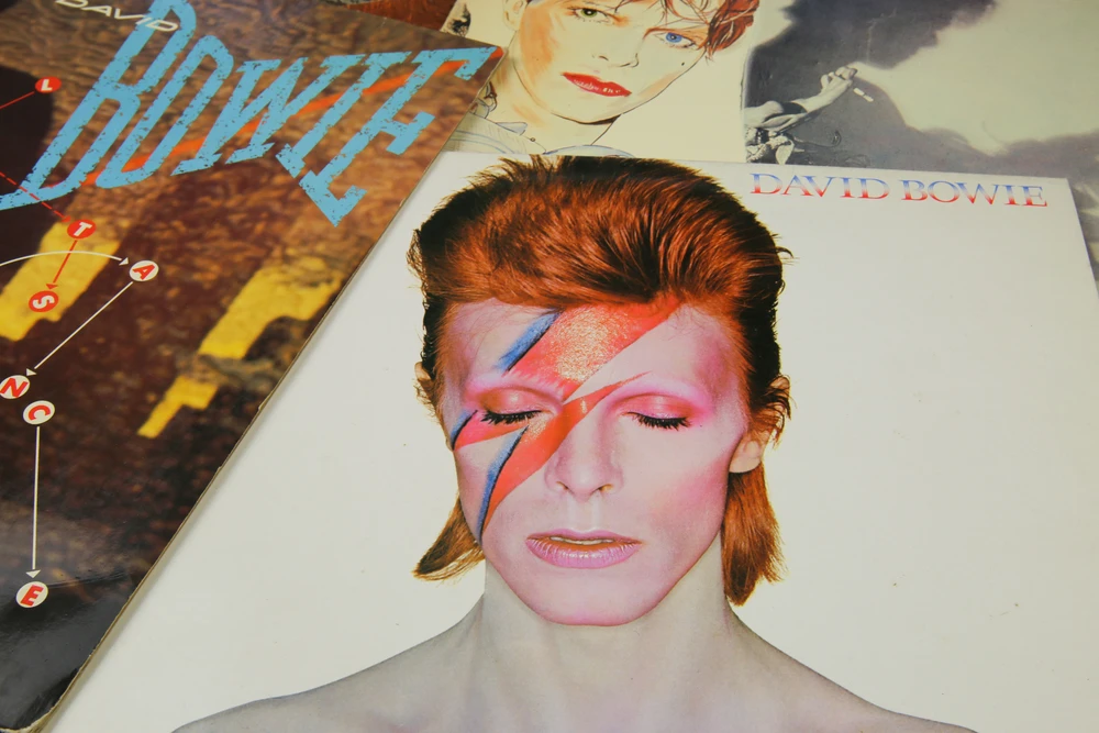 Top 15 Beste glamrock bands van de jaren 70 (Glitterrock)