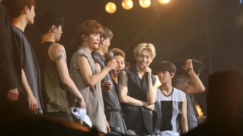 EXO