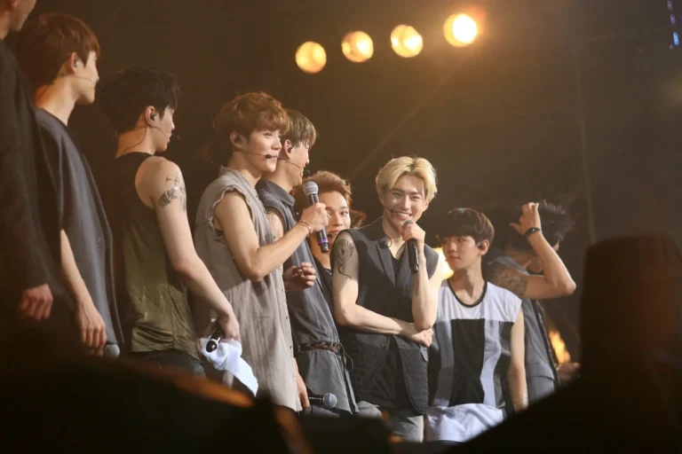 EXO